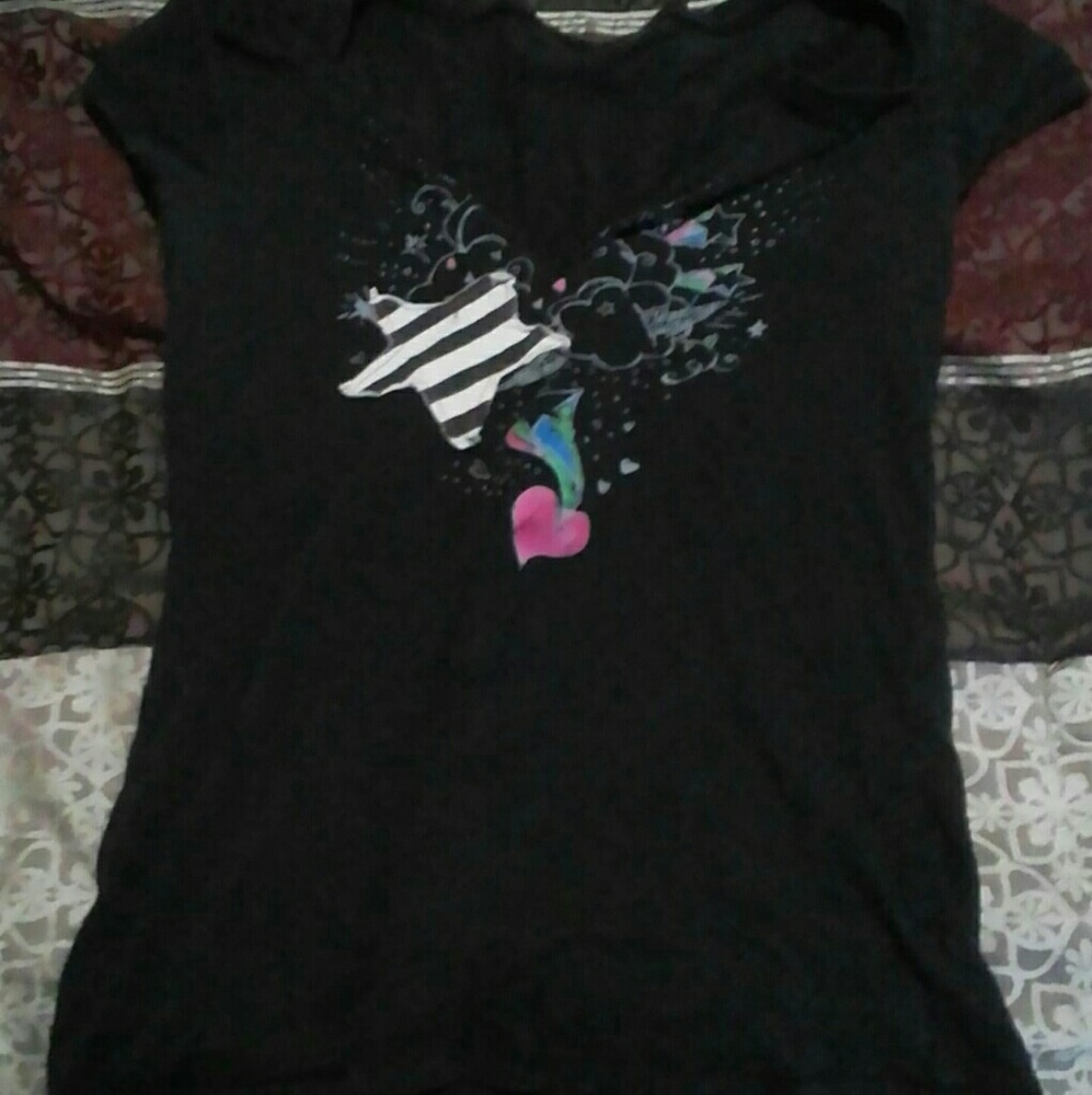 Graphic tee